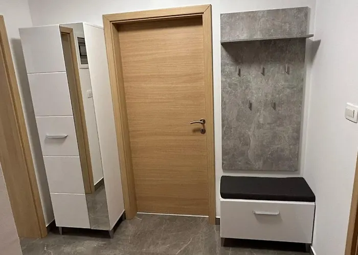 With Parking Space Porat - Krk - 22186 Apartamento