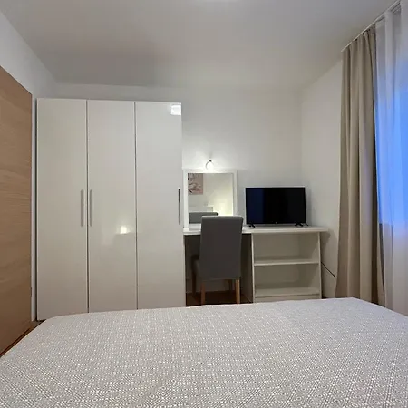 With A Parking Space Porat, Krk - 22186 Apartment Malinska